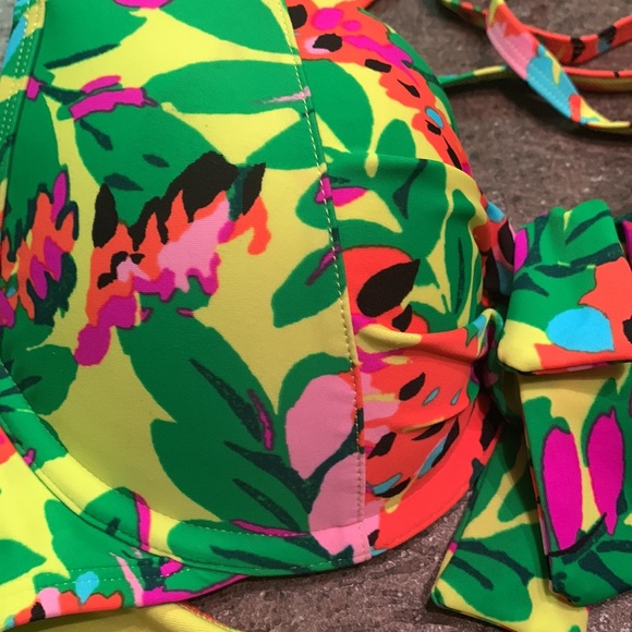 Aerie Swim/Bridget style bikini top - Picture 2 of 8